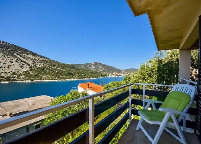House Marica * Vinišće